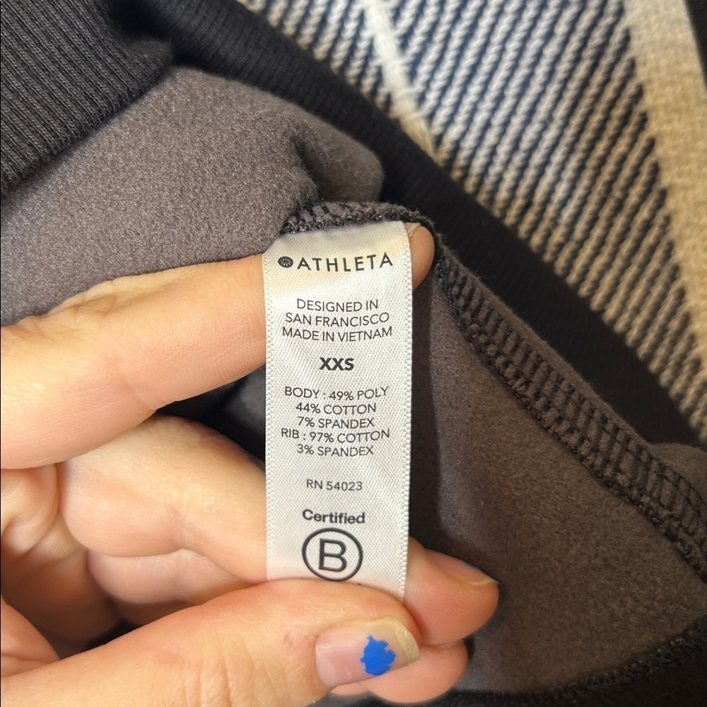 Athleta Triumph Camouflage Hoodie Jacket - Picture 4 of 5